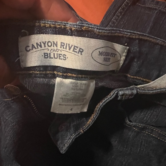Jeans - Picture 2 of 2